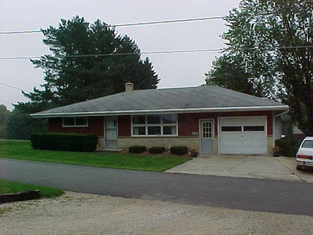 501 W Water St., Cascade, WI 53011