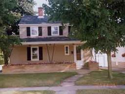 302 E Kilbourn Ave, West Bend, WI 53095