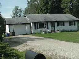 193 W Belleview, Ixonia, WI 53066