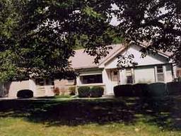 406 W Good Hope Rd, Glendale, WI 53217