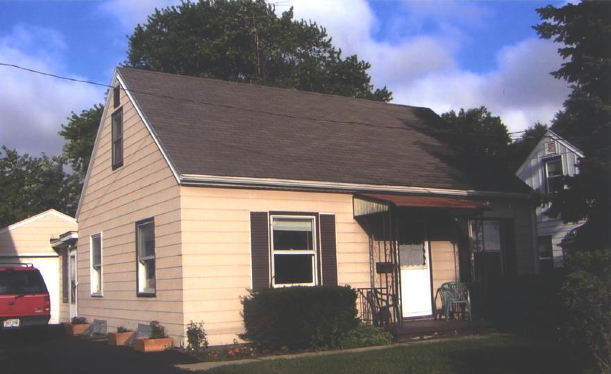 1036 Perkins, Waukesha, WI 53186