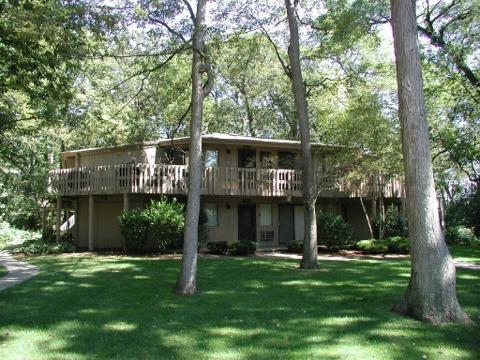 403C Deerpath West, Fontana, WI 53125