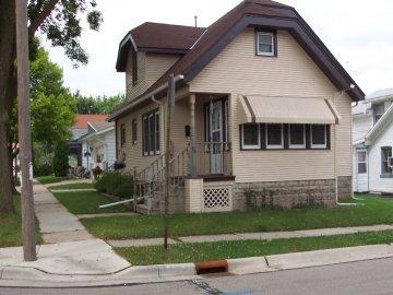900 Cleveland St., Watertown, WI 53098
