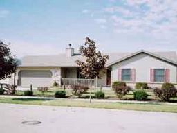 82 E Rossman St., Hartford, WI 53027