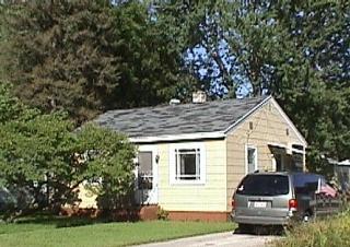 2933 S 22nd St, La Crosse, WI 54601