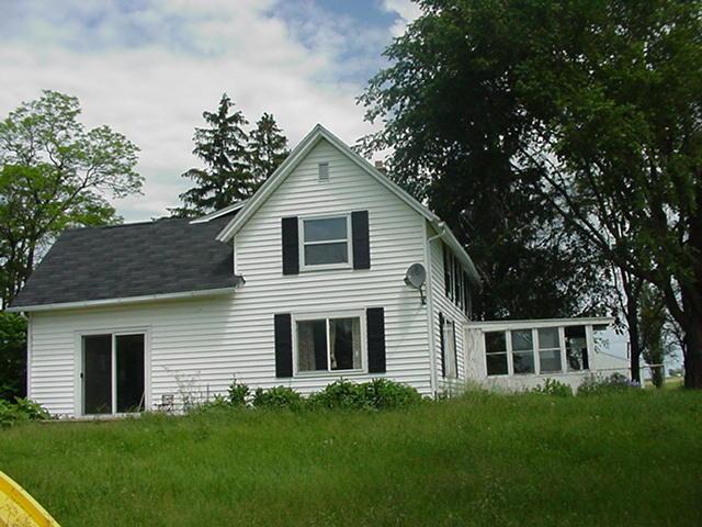 S4901A Getter Dr., Jefferson, WI 54665
