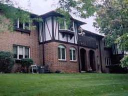 6575 N Green Bay #206, Glendale, WI 53209