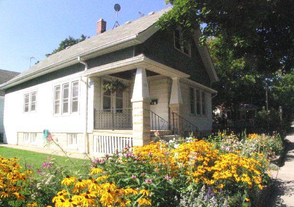 153 E Montana, Milwaukee, WI 53207