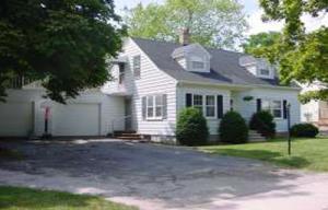 231 N Garfield Ave, Port Washington, WI 53074