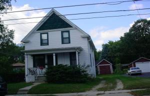591 N Madison, Cedarburg, WI 53012