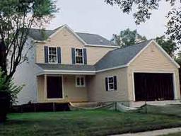 2101 Sunkist, Waukesha, WI 53188