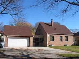4135 N Elmhurst Rd, Milwaukee, WI 53216