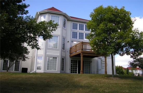 1464 Highland Dr. #8-25, Geneva, WI 53147