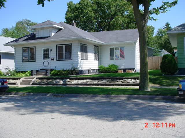 2219 S 13th Pl., La Crosse, WI 54601
