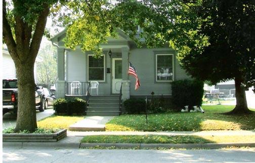 1512 Hayes Ave, Racine, WI 53405