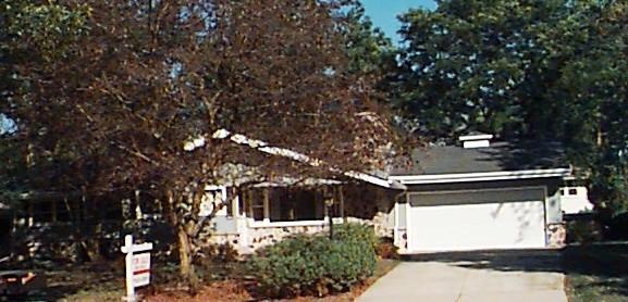 4654 N 108th St, Wauwatosa, WI 53225