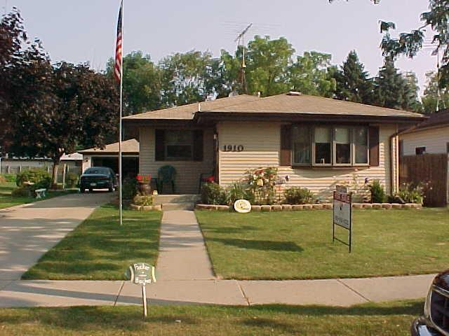 1910 82nd St., Kenosha, WI 53143