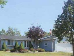 819 Villa Park, West Bend, WI 53090