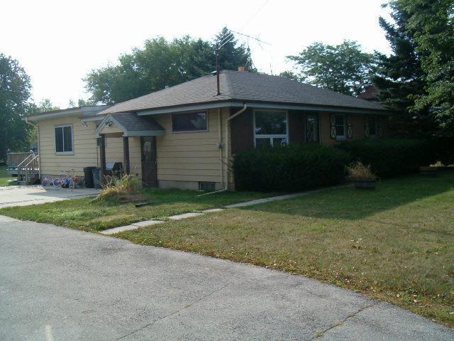 2836 Northwoods Rd., Port Washington, WI 53074