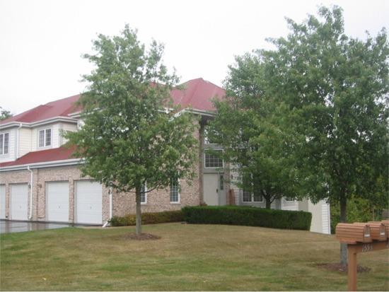 1553 Highland #08-60, Geneva, WI 53147