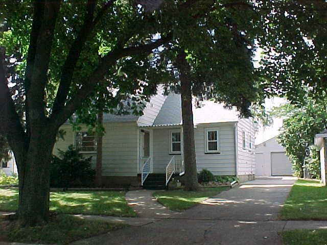 5712 41st Ave., Kenosha, WI 53144