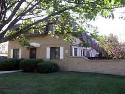 1569 S Carriage Ln., New Berlin, WI 53151