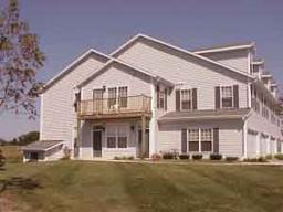 1210 Woodbury Commons #A, Waukesha, WI 53189