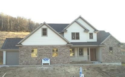 1040 Aspen Valley, Onalaska, WI 54650