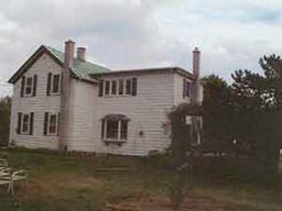 2682 Foster Rd., Saukville, WI 53080