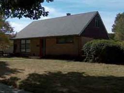 5137 N 66th St., Milwaukee, WI 53218