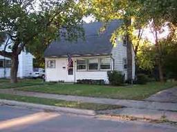 1450 Cleveland Ave., Waukesha, WI 53186