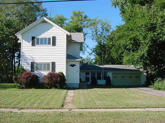 922 W Conger St., Whitewater, WI 53190