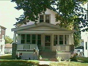 2952 S 15th Pl., Milwaukee, WI 53215