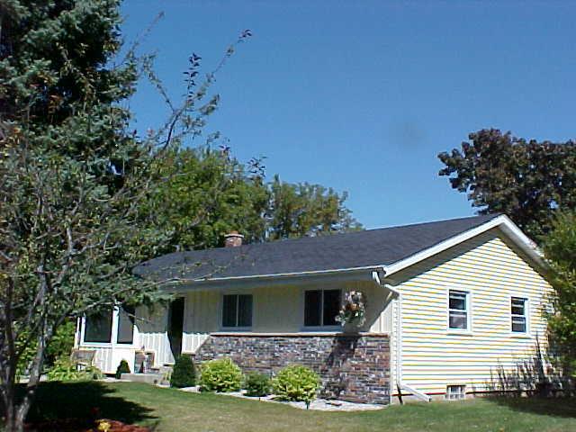 350 S Claremont Rd., Saukville, WI 53080