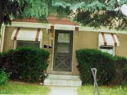 2073 S 92nd St., West Allis, WI 53227