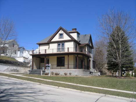 114 W Mill St., Plymouth, WI 53073