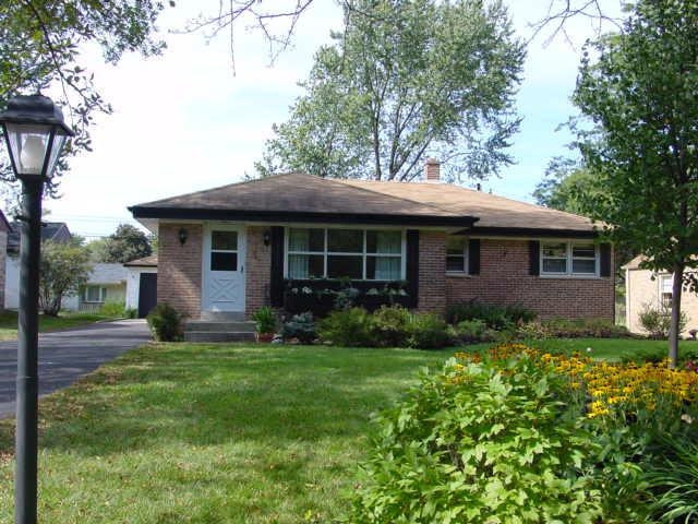 7245 N Navajo Ave., Glendale, WI 53217