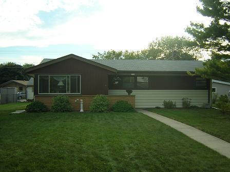 5581 S Honey Creek Dr., Milwaukee, WI 53221