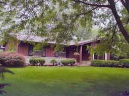 18065 Harvest Ln., Brookfield, WI 53045