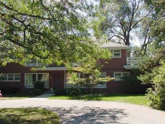600 Dunleith Cir., Elm Grove, WI 53045
