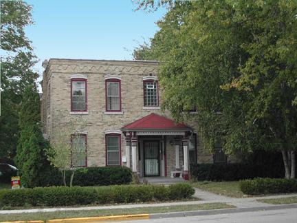 209 W Chestnut St., Burlington, WI 53105