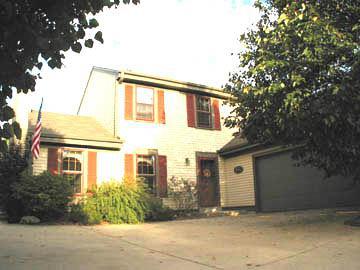 1513 Fox River Pkwy., Waukesha, WI 53189