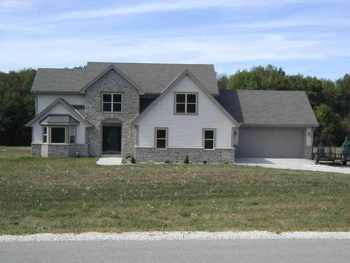 W262N5509 Boden Ln, Lisbon, WI 53089