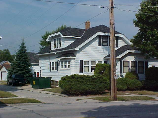 1418 S 8th, Sheboygan, WI 53081