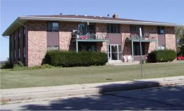 302 Hill St., Hartland, WI 53029