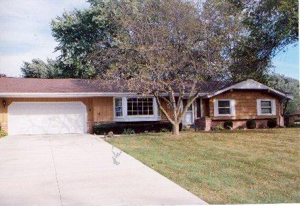 4320 Beaufort Dr., Brookfield, WI 53045