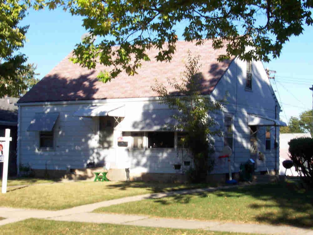 3040 S 36th St., Milwaukee, WI 53215