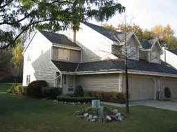 7533 W Tuckaway Creek Dr., Franklin, WI 53132