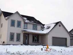 8417 Queensbury Ln, Sturtevant, WI 53177