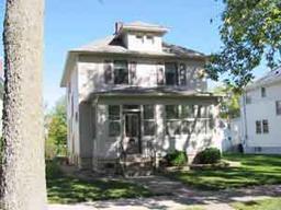 1507 Winnebago, La Crosse, WI 54601